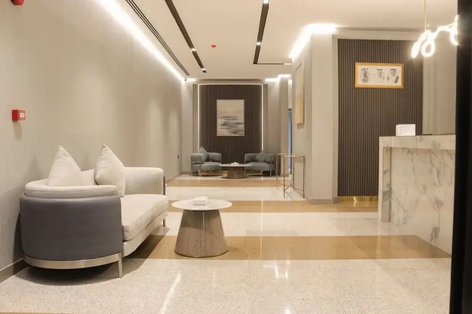 OYO 90798 Two Two Inn