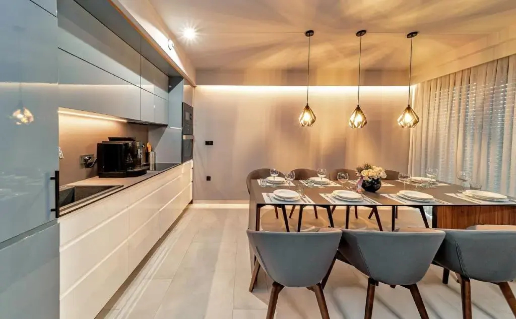 Luxury Villa Delight I Promajna with pool, gym, sauna and jacuzzi