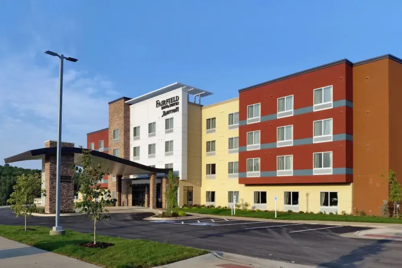 Fairfield Inn & Suites Decorah