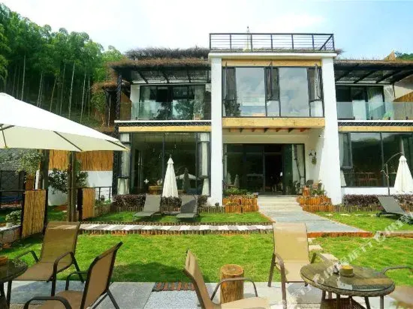 Shan Po Shang Hot Spring Resort