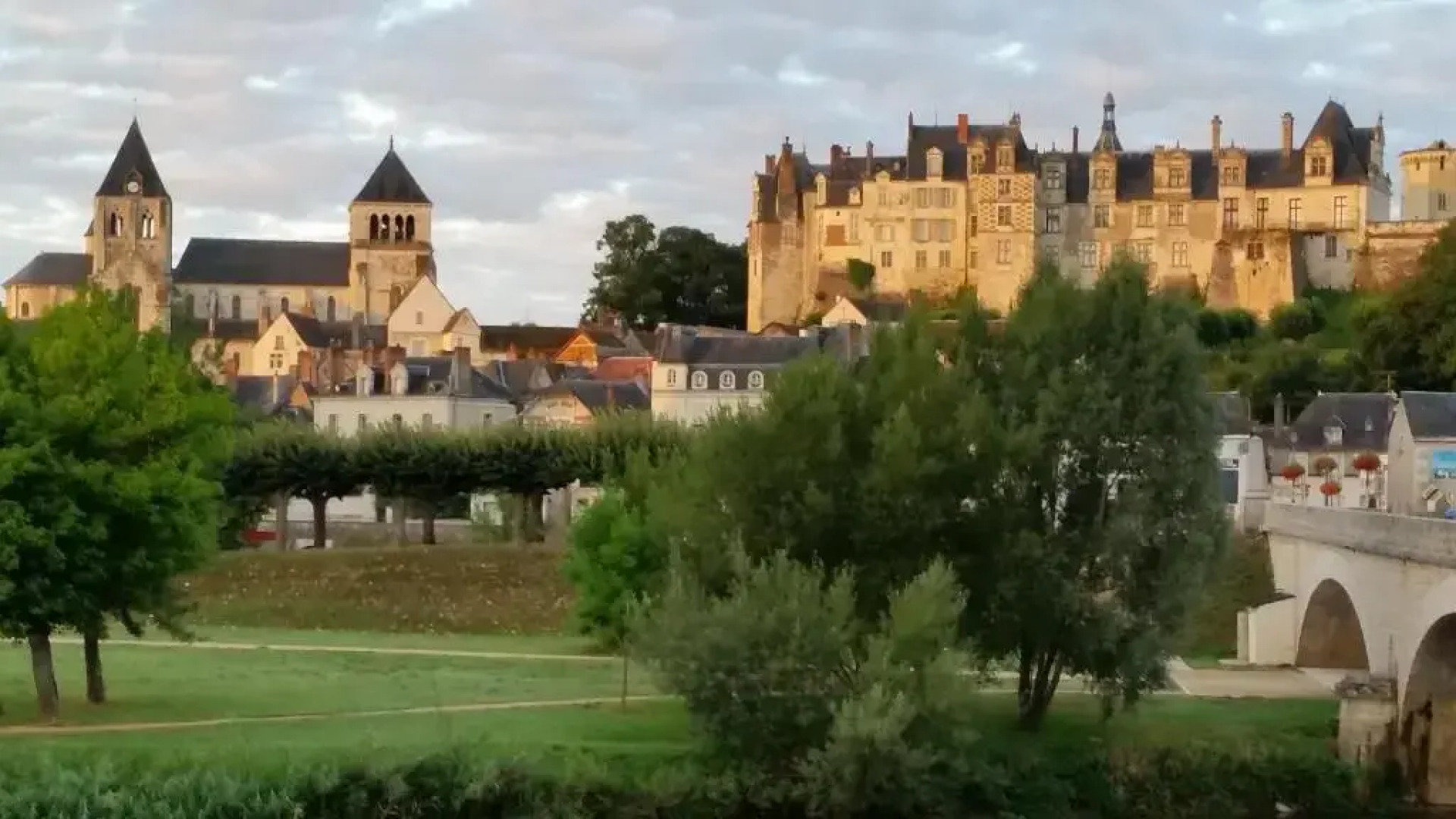 La Chaussee Des Ponts