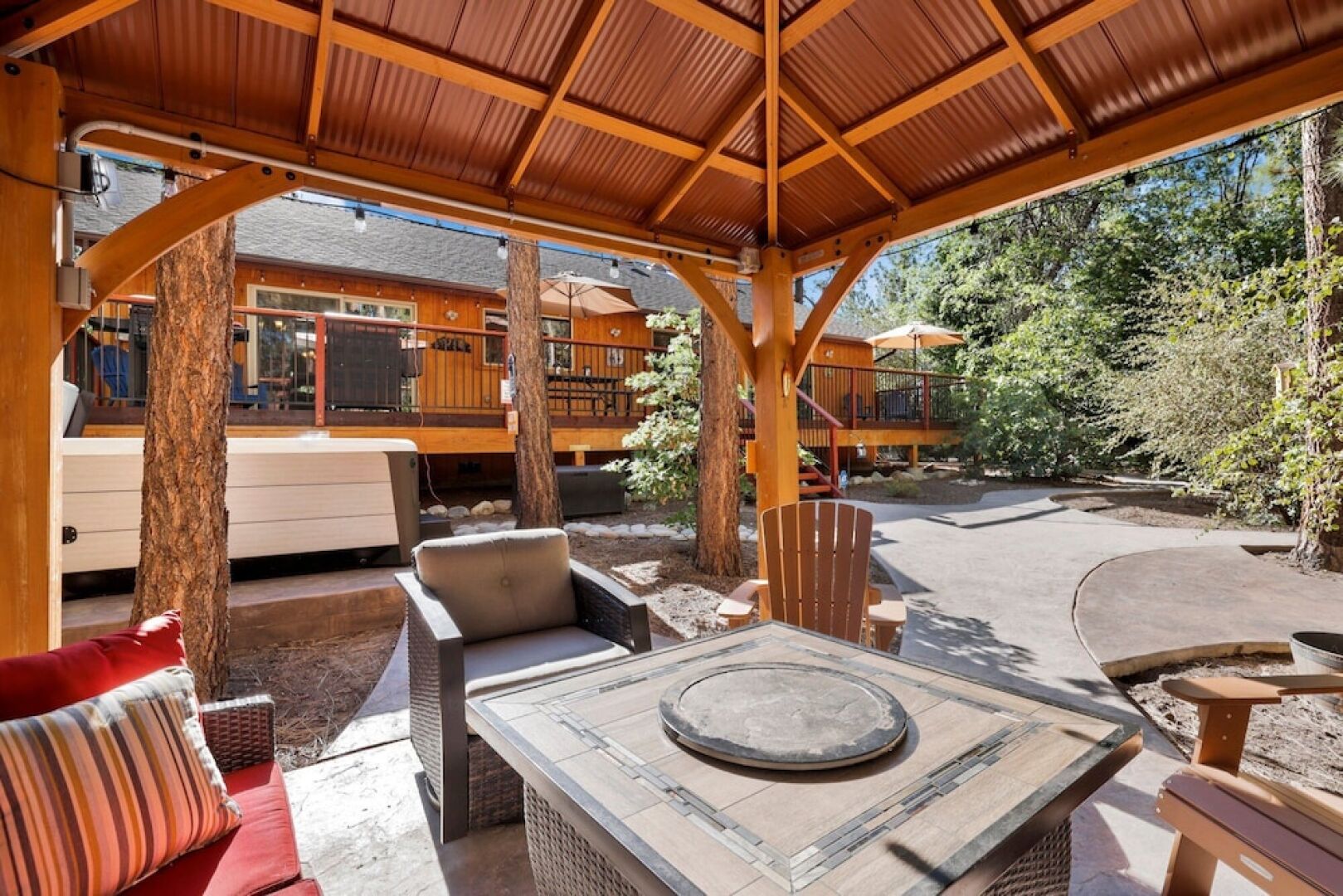 Three Bears INN #2147