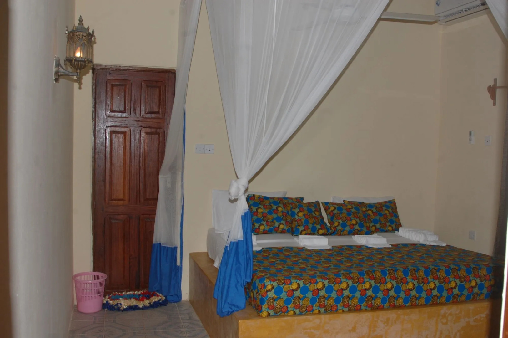 Blue Earth Beach Bungalows