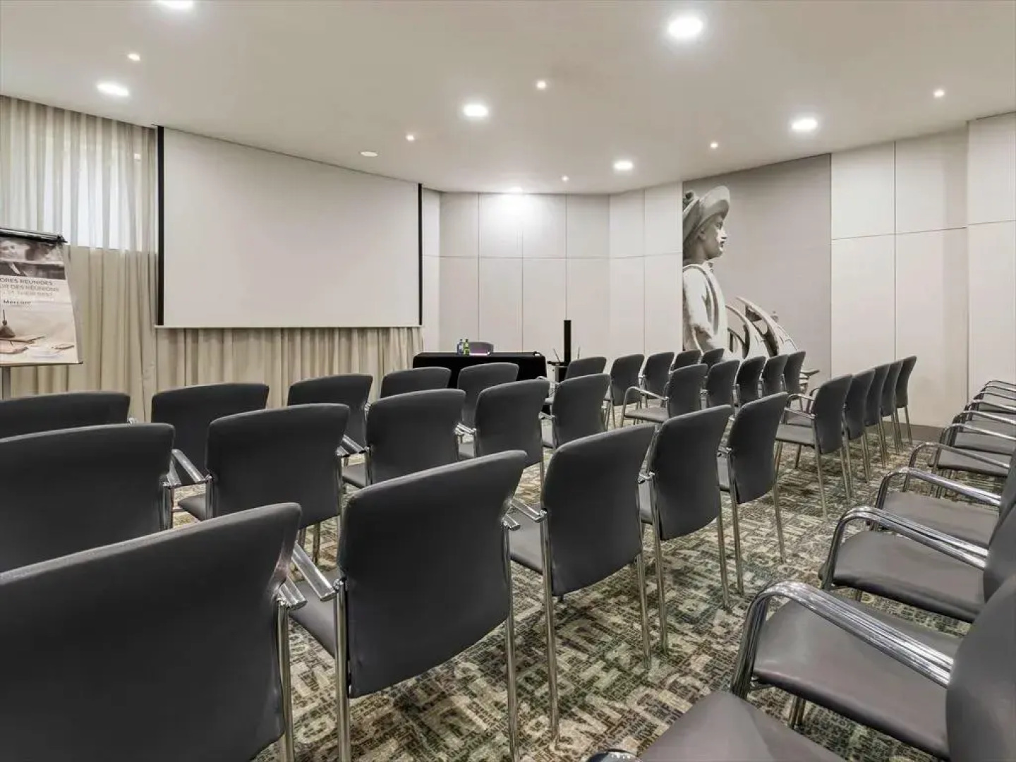 Mercure Lisboa Hotel