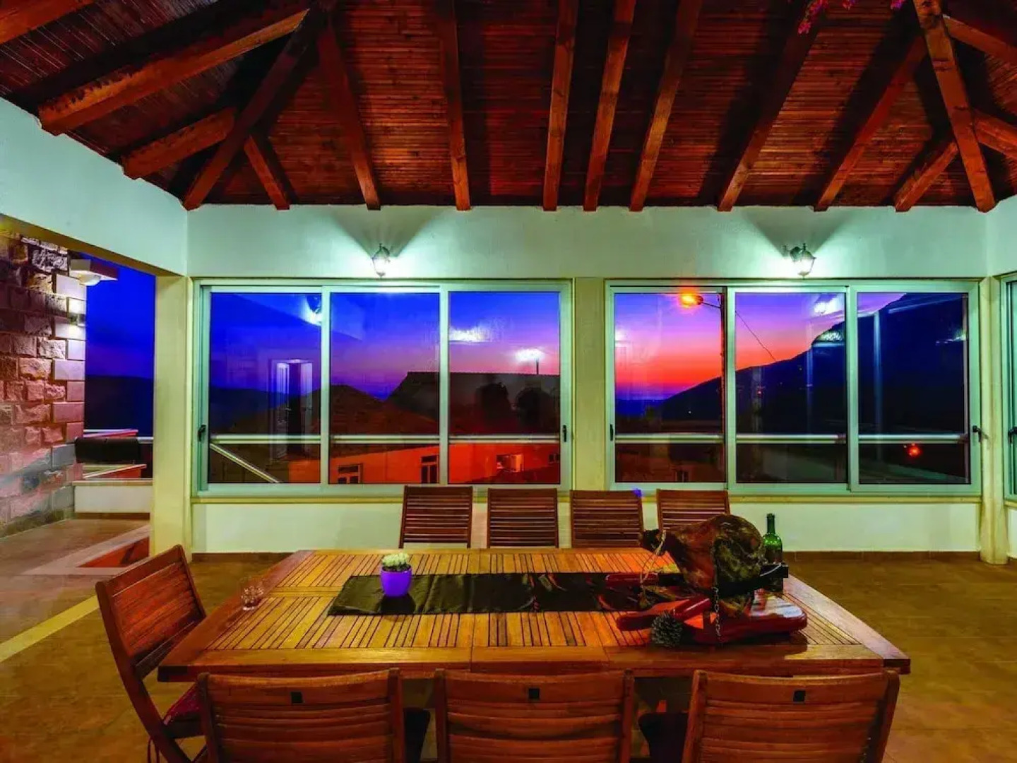 Villa Pave - Six-bedroom Villa With Terrace and Swimming Pool