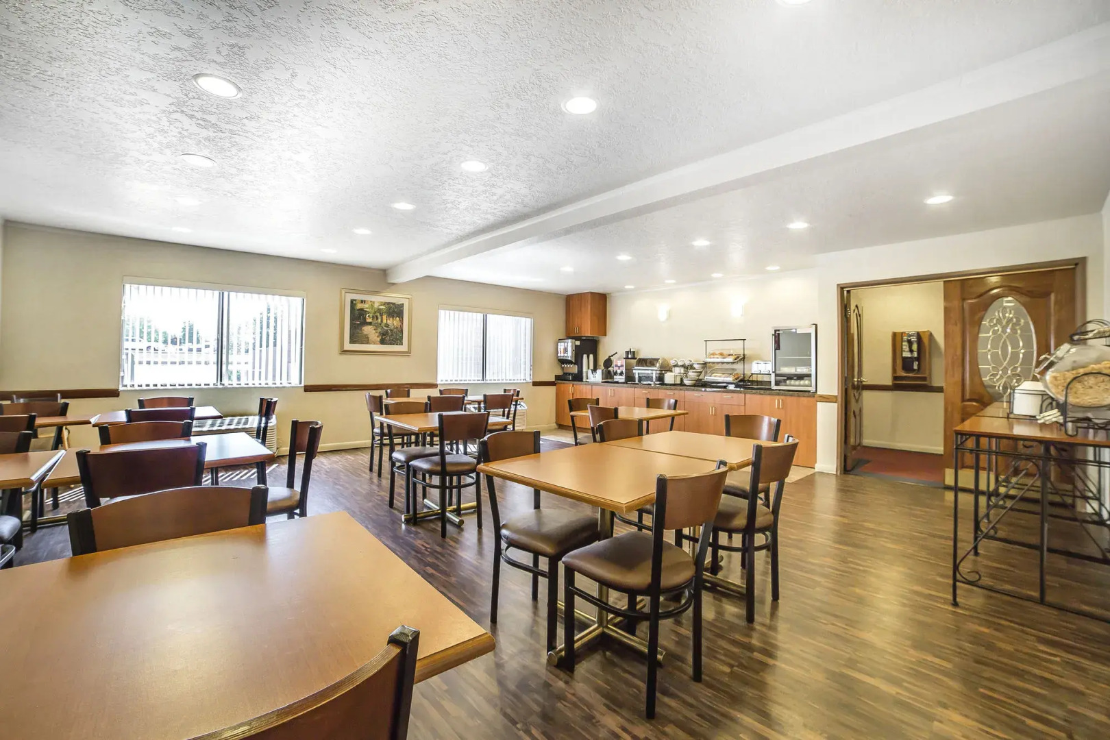 Econo Lodge Inn and Suites Sandy