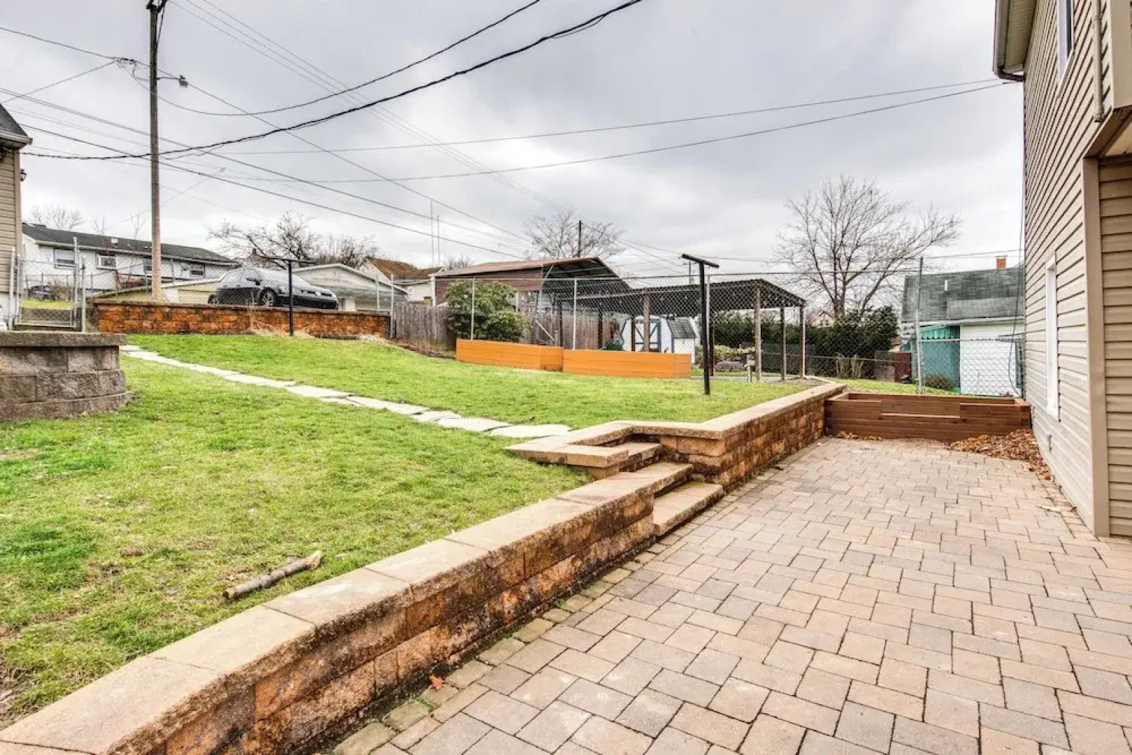 Family-friendly Altoona Abode w/ Spacious Patio!