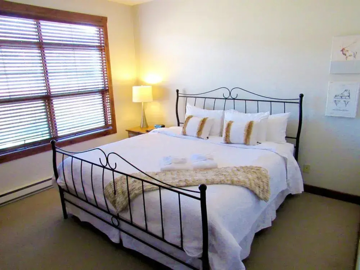 Tremblant les Eaux by Location ADP Tremblant