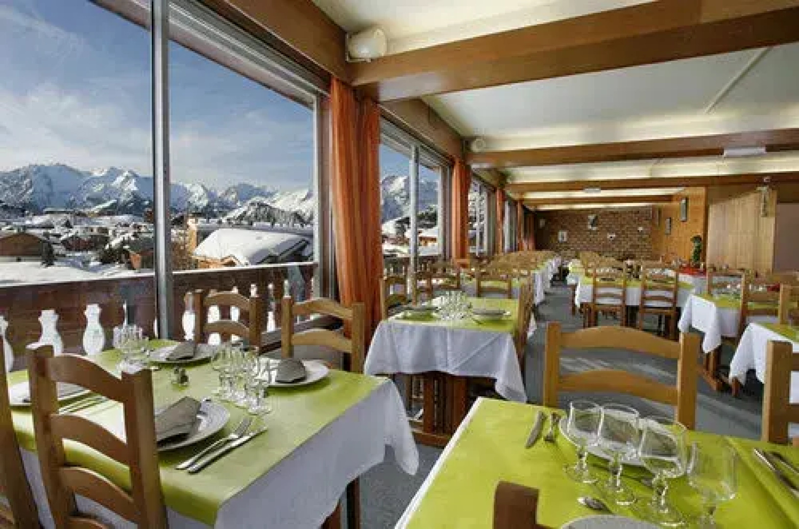 Hôtel Eliova - Le Chaix