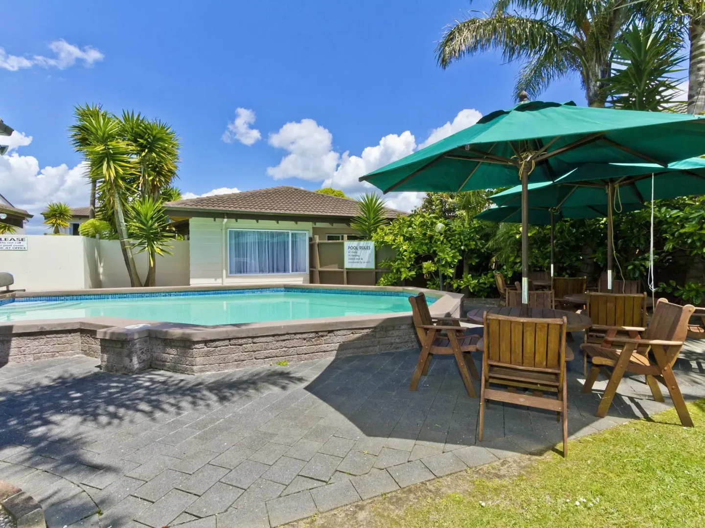 Takapuna Motor Lodge