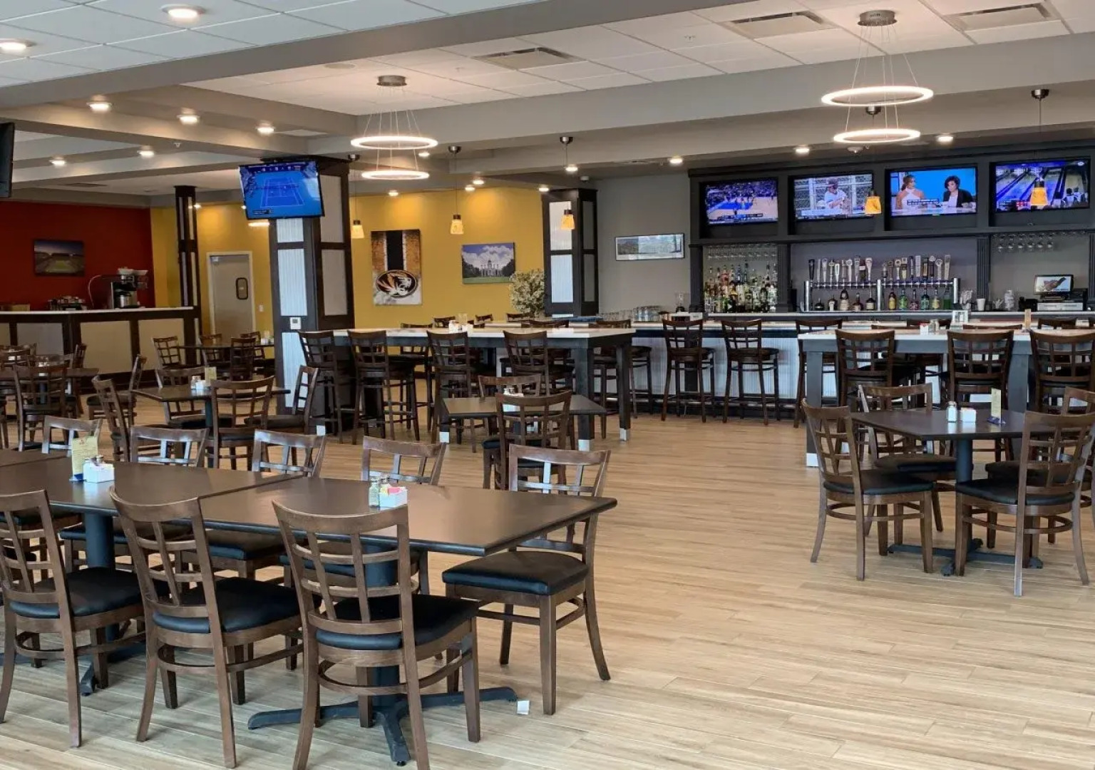 Holiday Inn Hotel & Suites Jefferson City by IHG