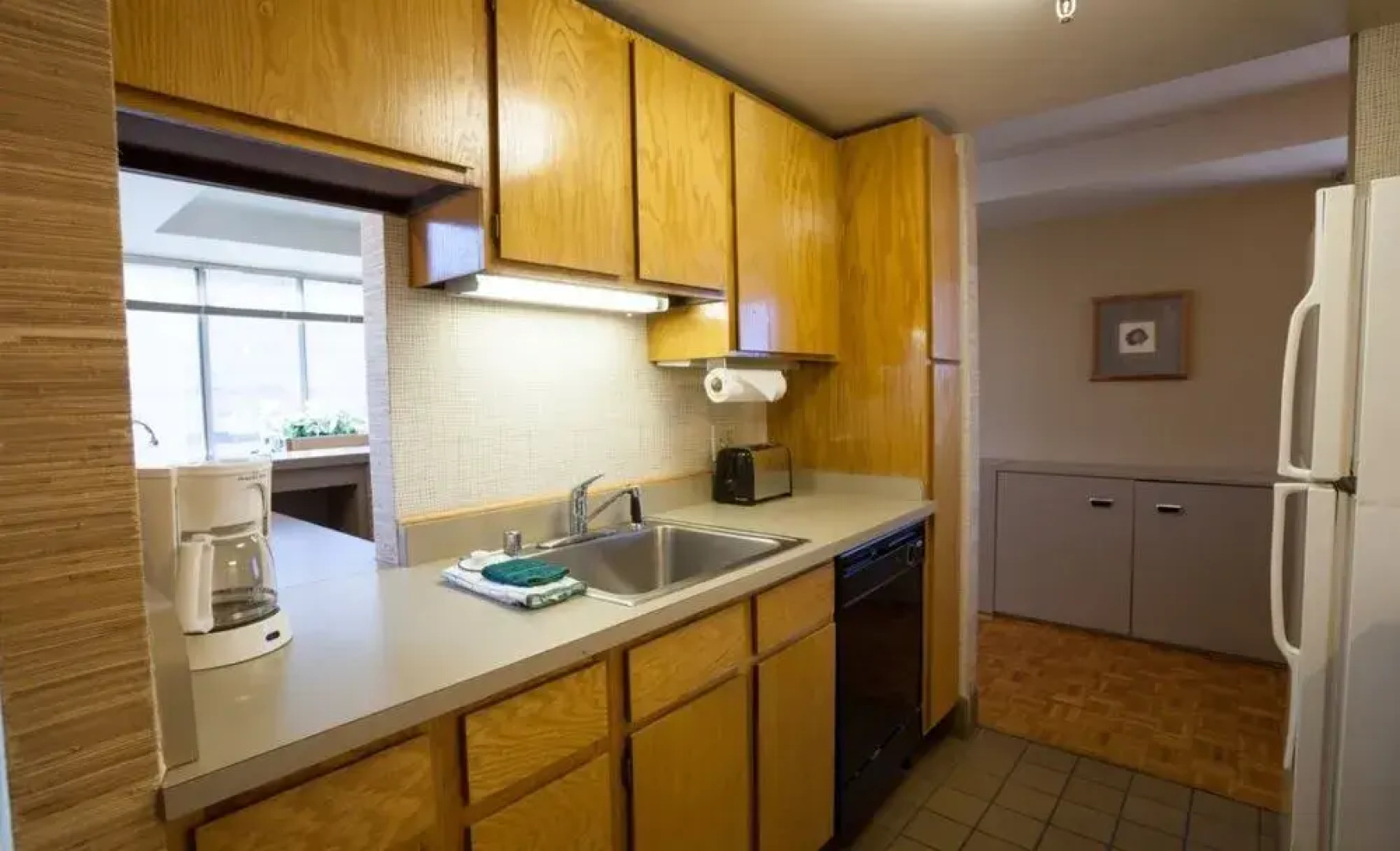 Garfield Suites Hotel