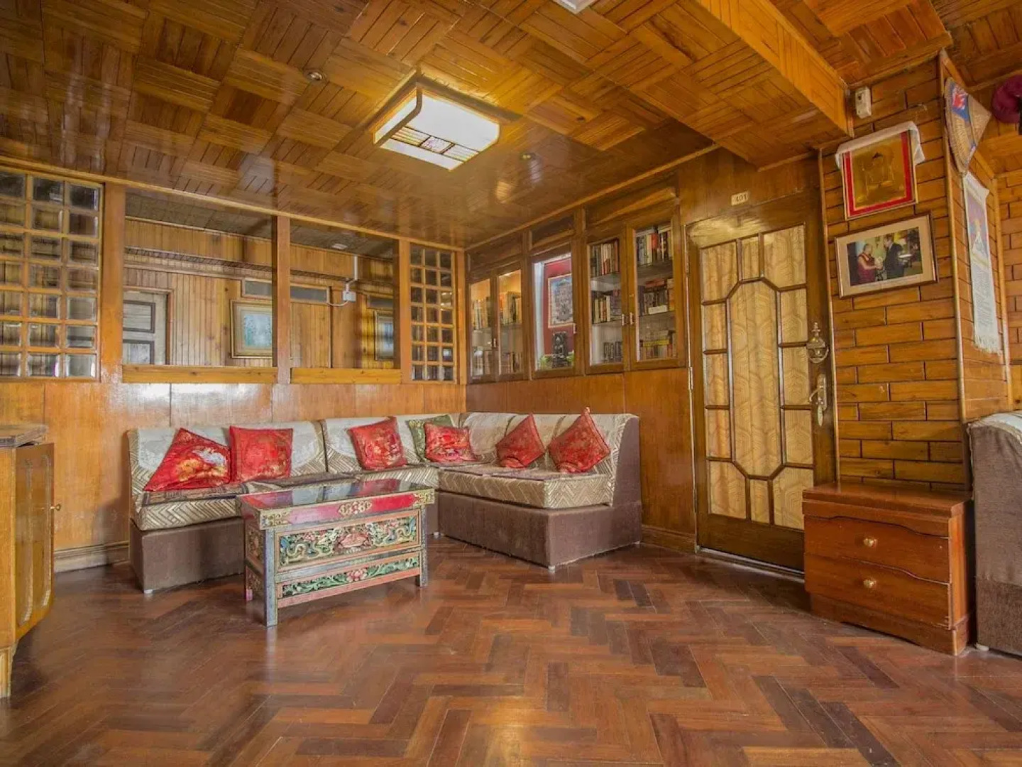 OYO 22358 Seven Seventeen