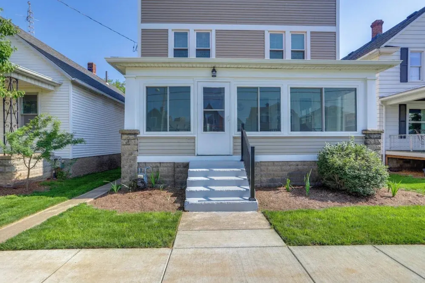 Walk to Lake Erie: Spacious Home in Sandusky!