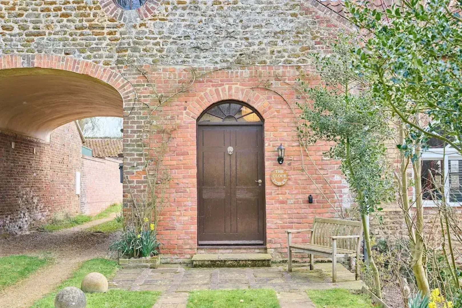 Host Stay The Clock Tower