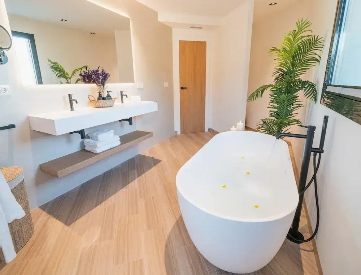 Superb Villa With Private Lagoon Pool