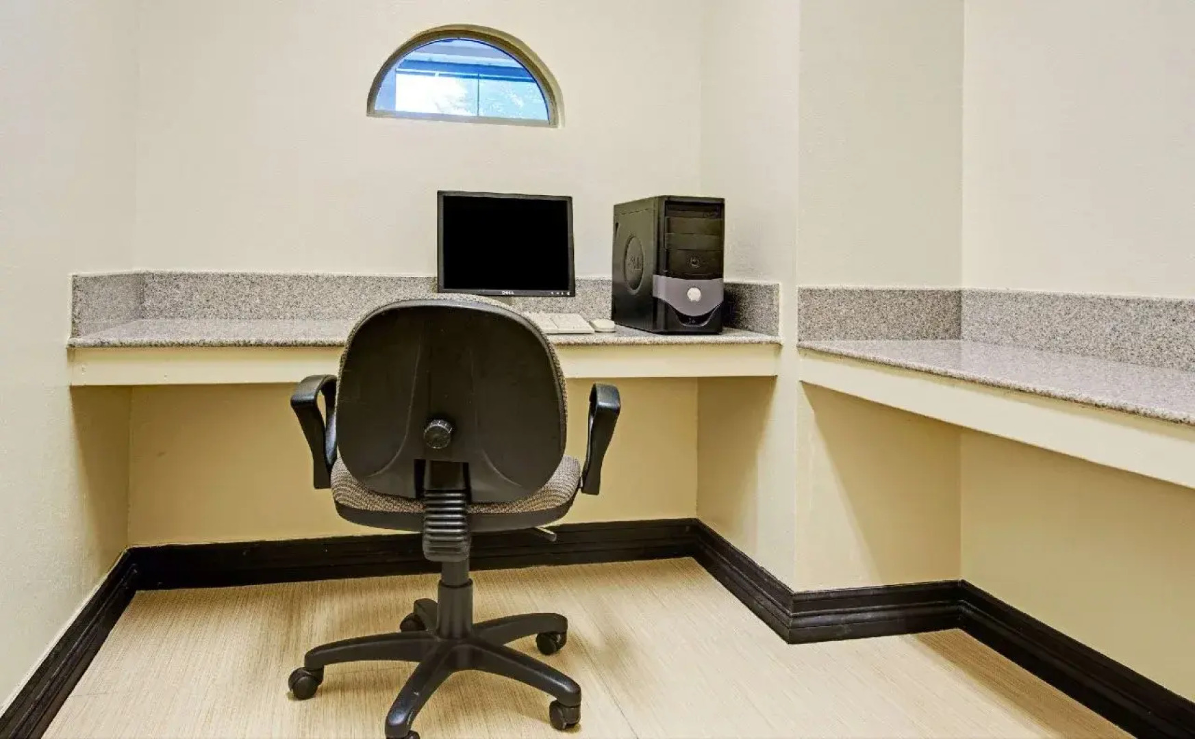 SureStay Plus by Best Western San Antonio Airport