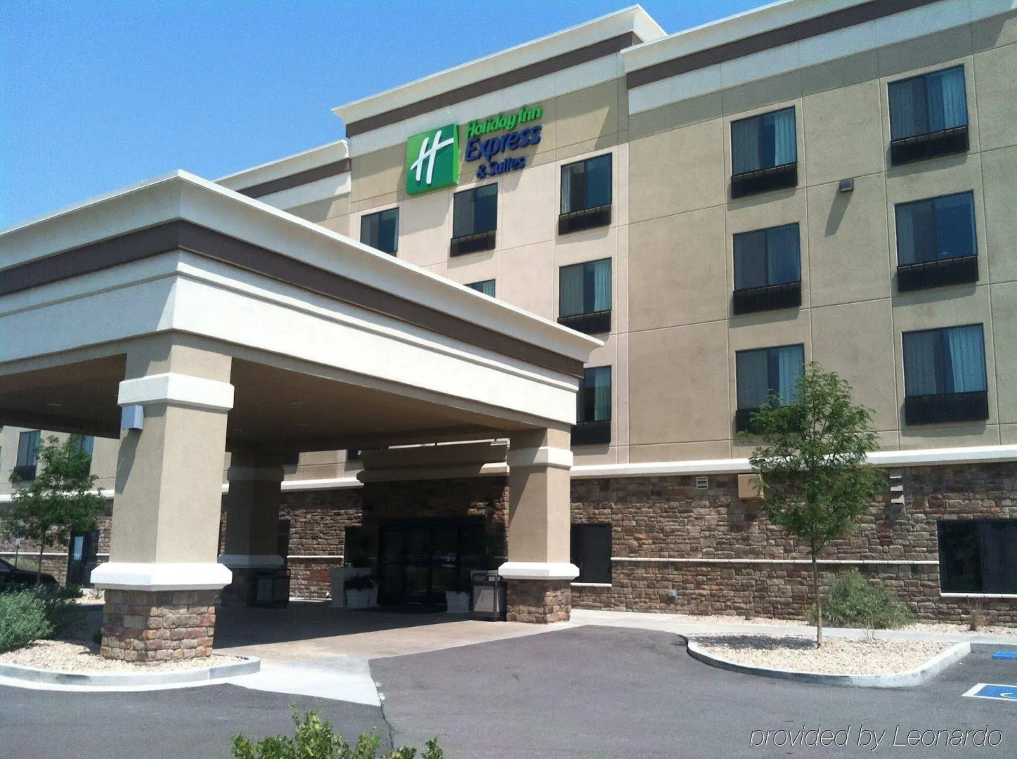 Holiday Inn Express & Suites Pueblo North by IHG