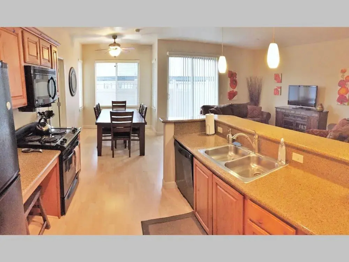 Downtown Luxury Condo at Citifront