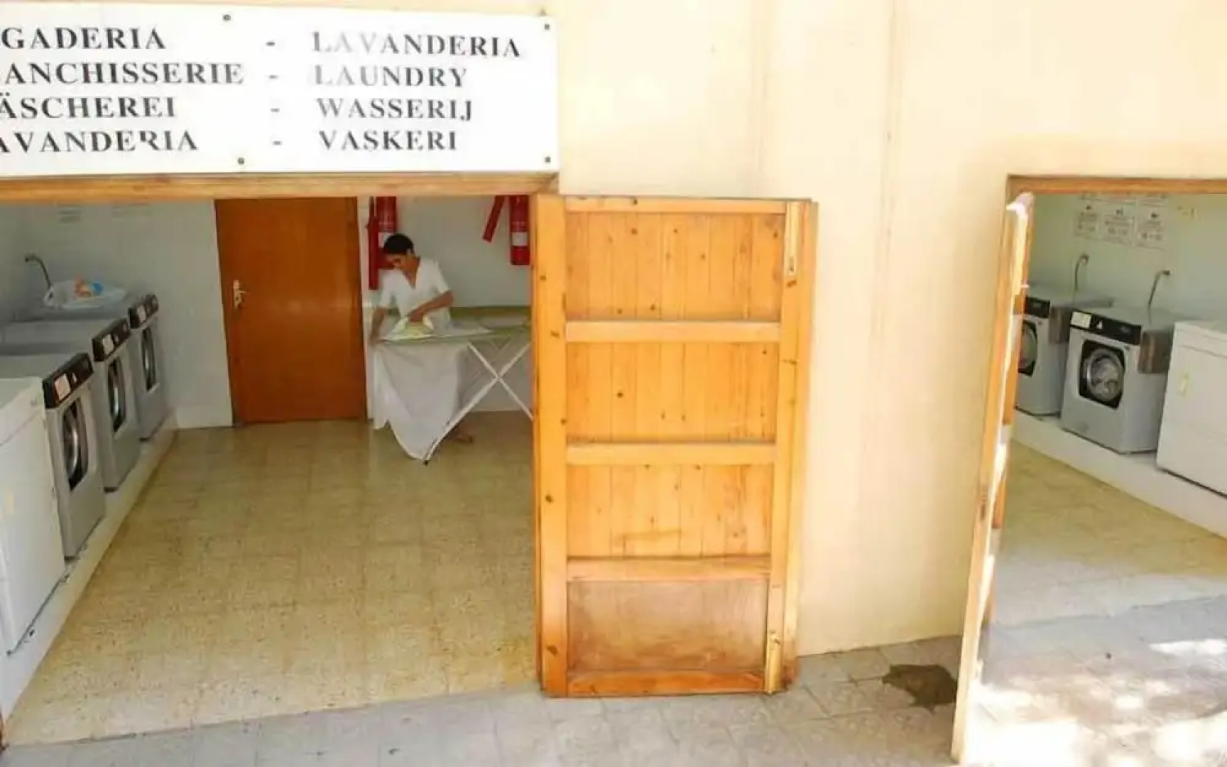 Camping Cala Montgó