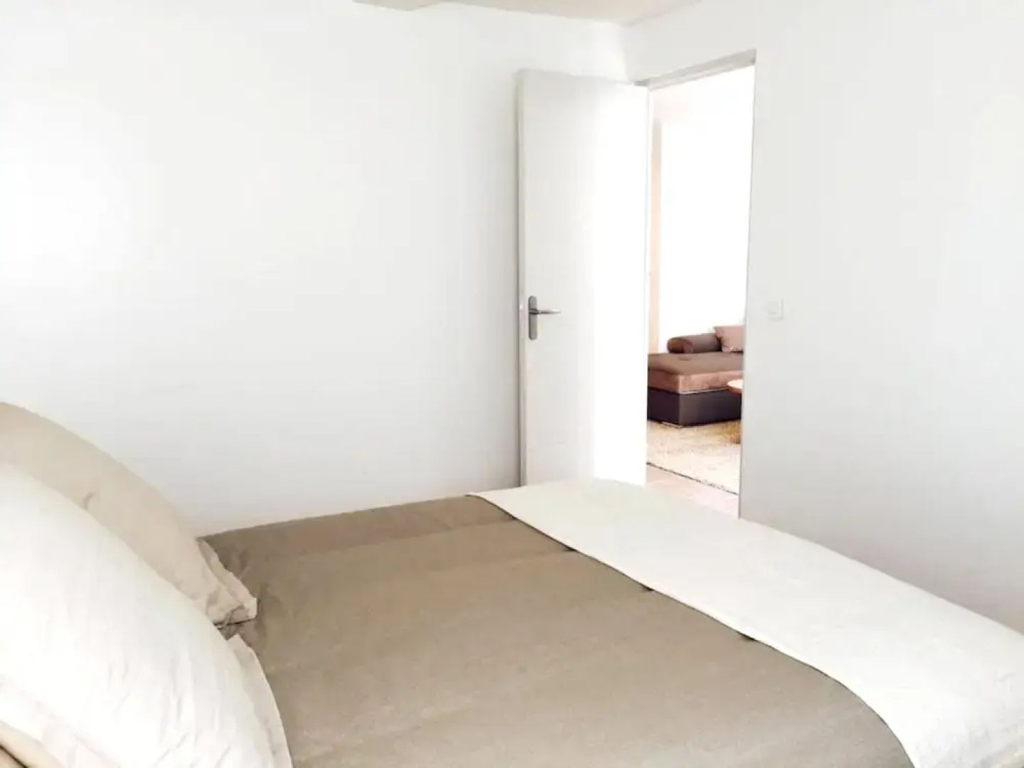Apartment With one Bedroom in Argenteuil, With Enclosed Garden and Wif