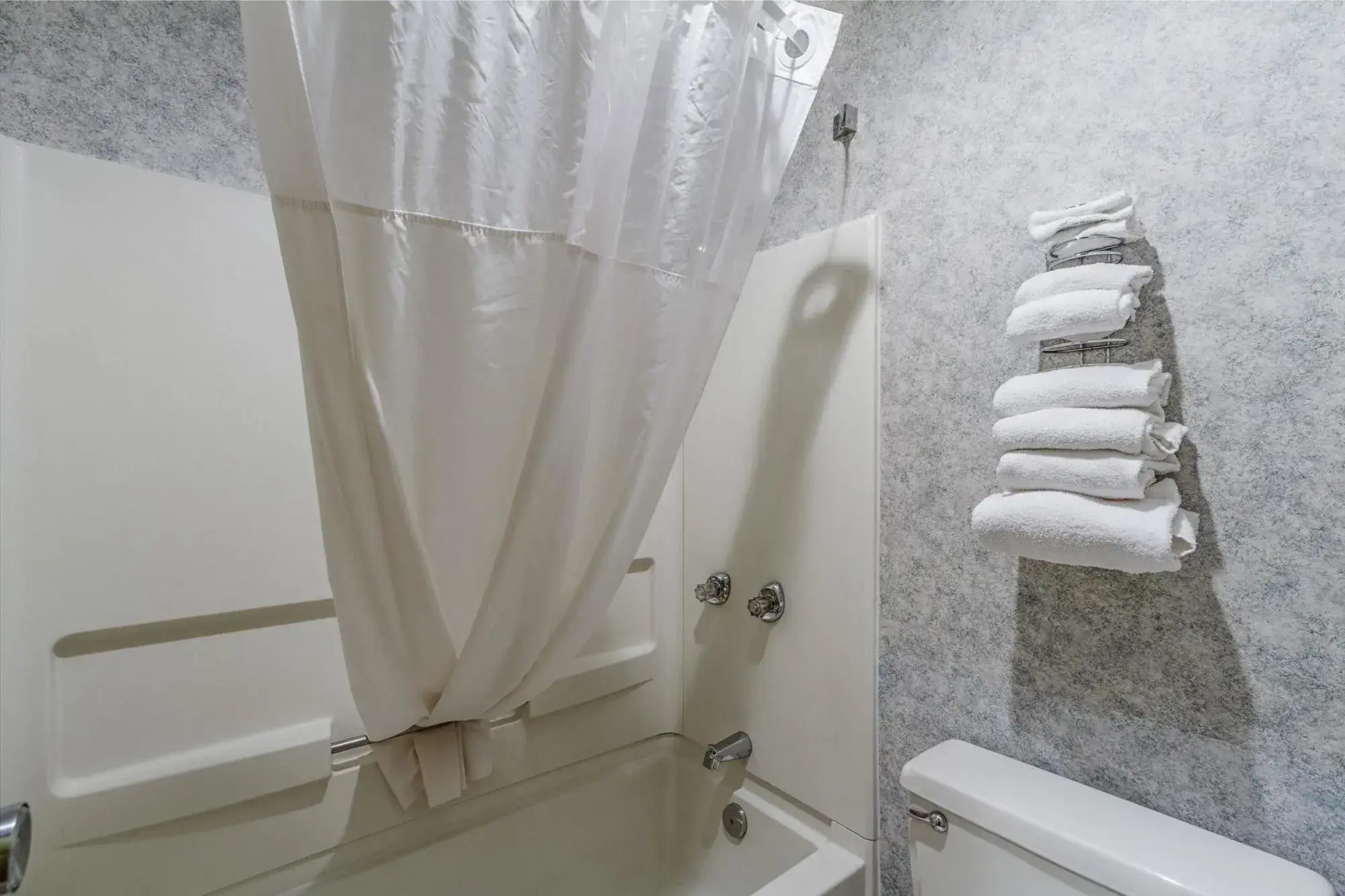 Motel 6 Green Bay, WI - Lambeau