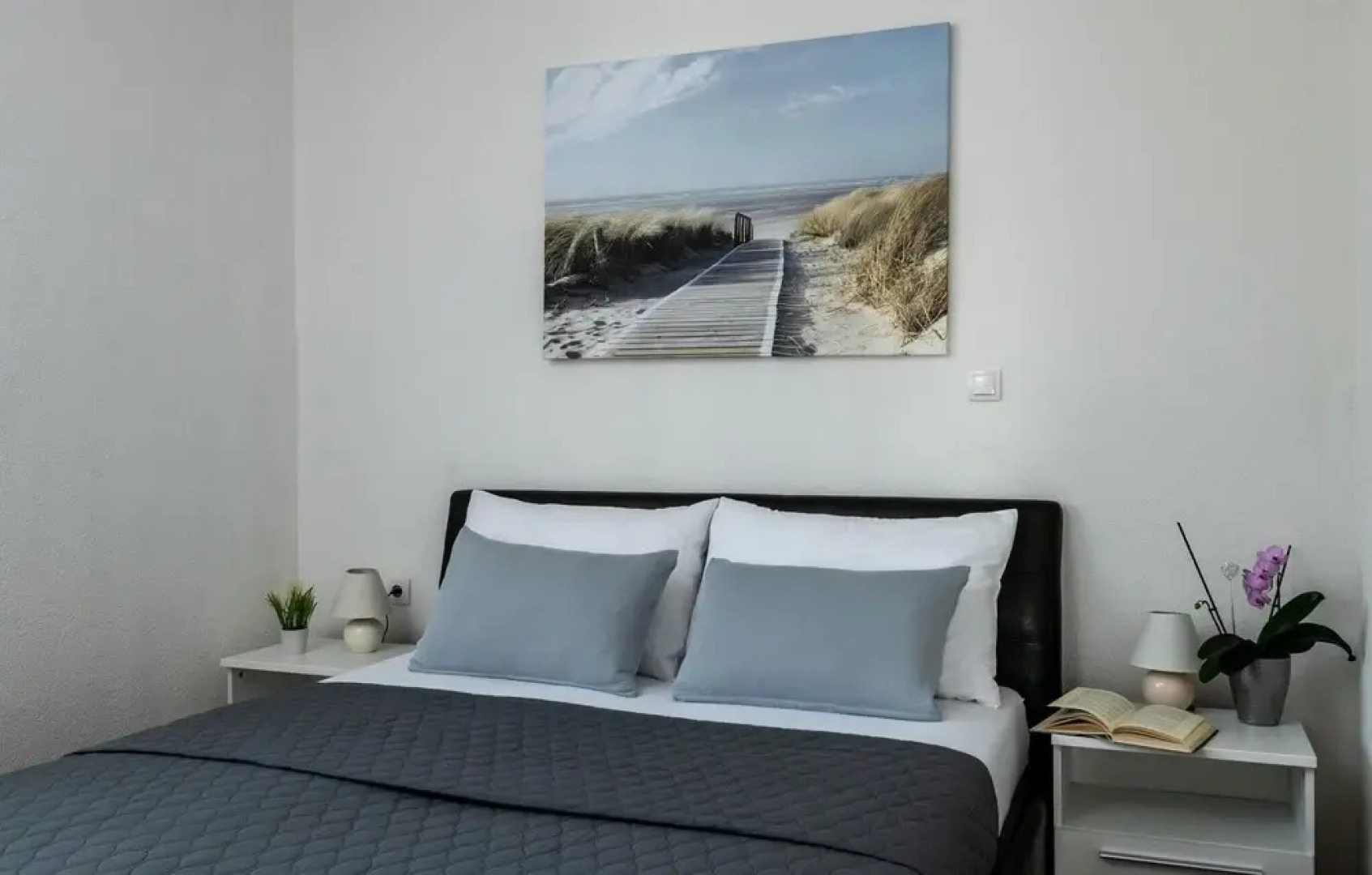 Beautiful Home in Vrecari With Wifi and 4 Bedrooms