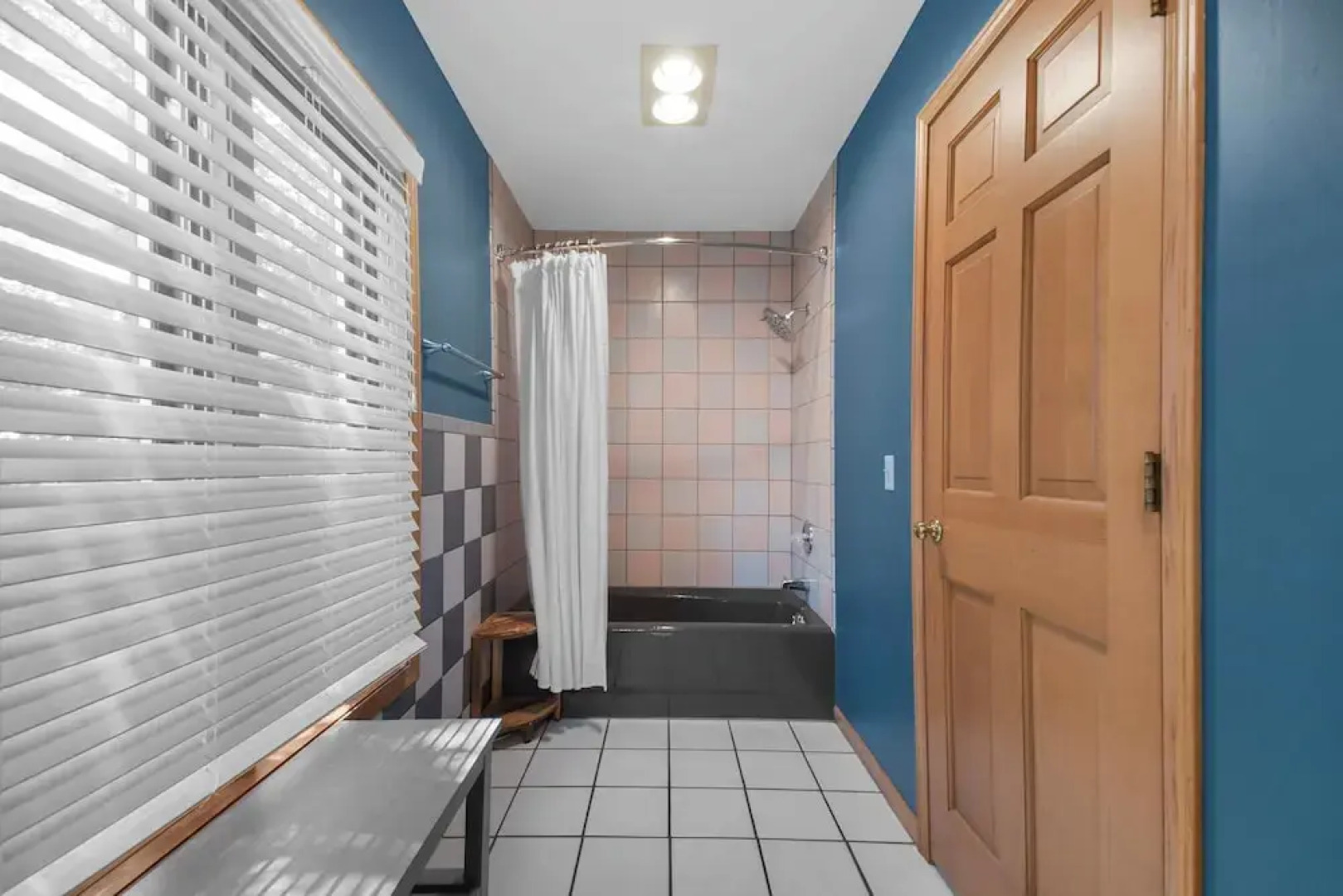 Private Hot Tub + Game Room: Galena Territory Home