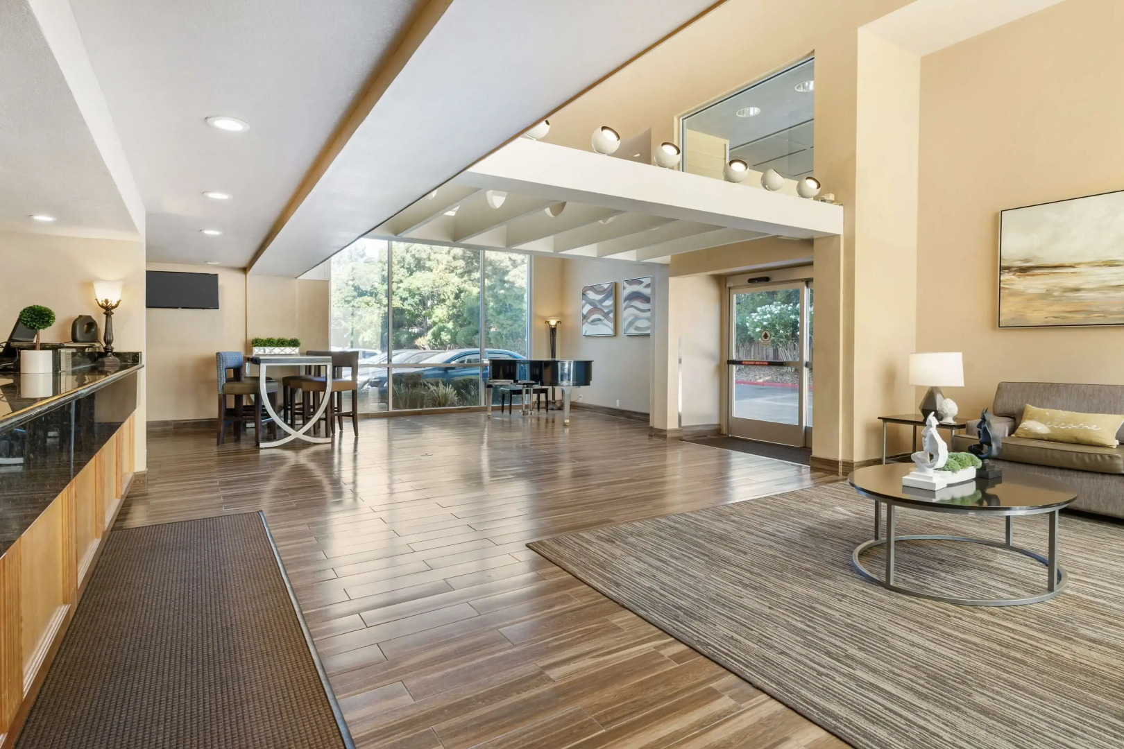 Best Western Plus Heritage Inn