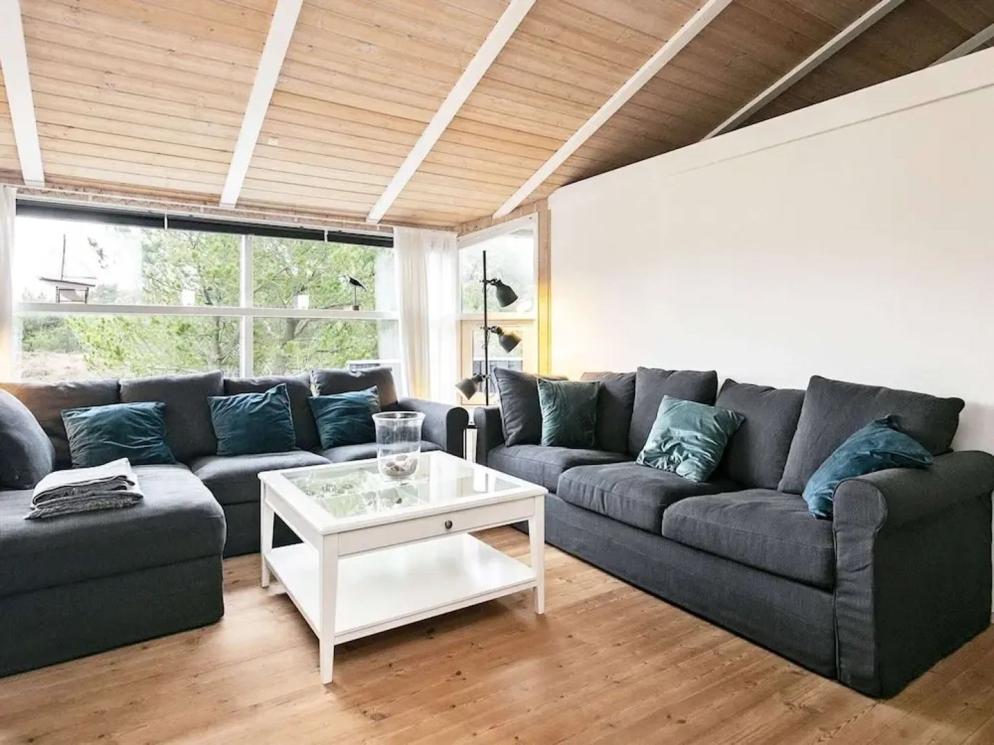 6 Person Holiday Home in Albaek