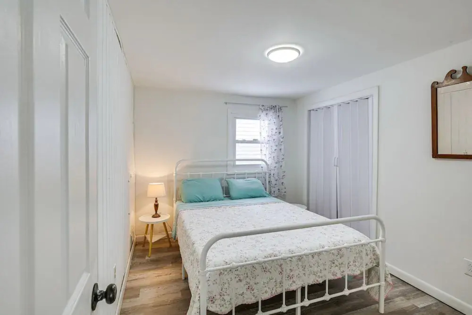 Riverfront Topsham Home ~ 28 Mi to Portland!