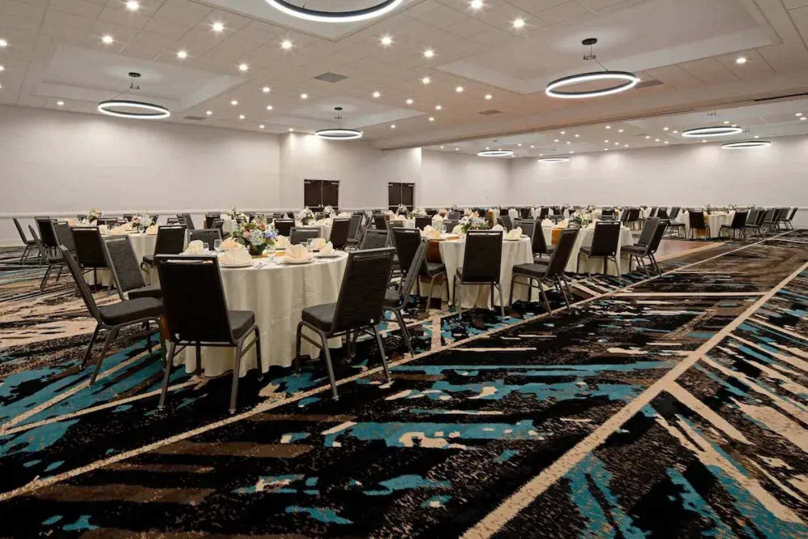 Staybridge Suites Oxnard - River Ridge