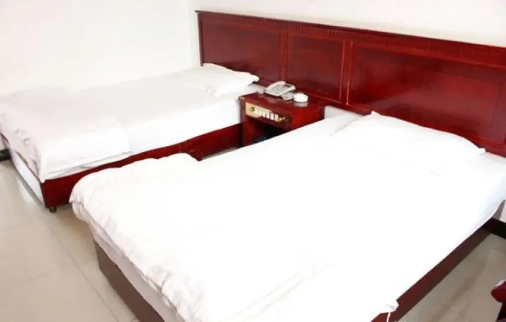 Jinghong Yuerongzhuang Hotel