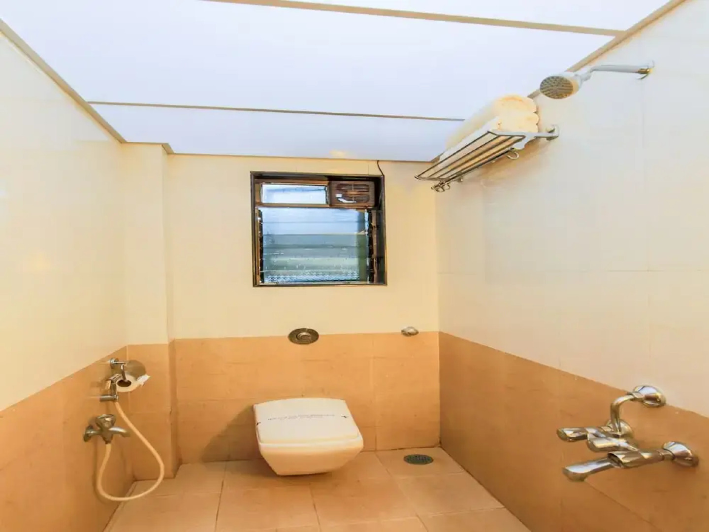 OYO 15532 Konark Residency