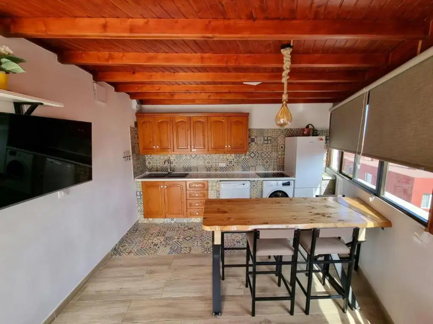 St George's House "Rooftop Terrace, Hot Tub, Love"