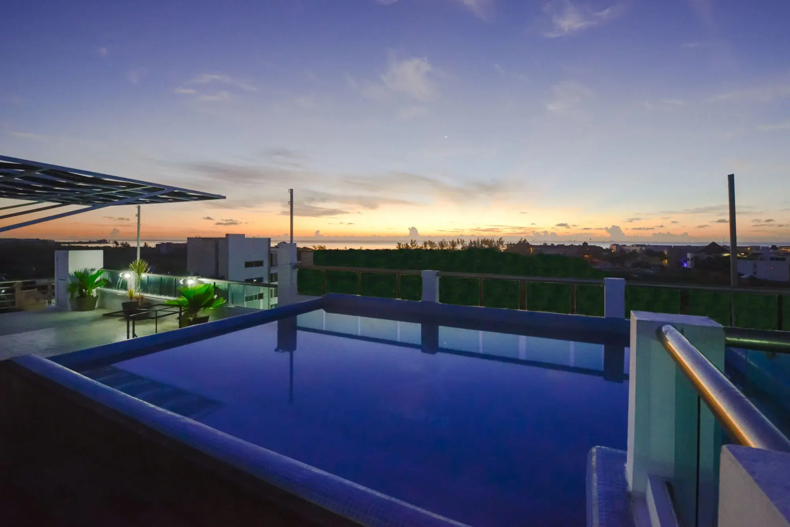 Coral Blue Beach Condo