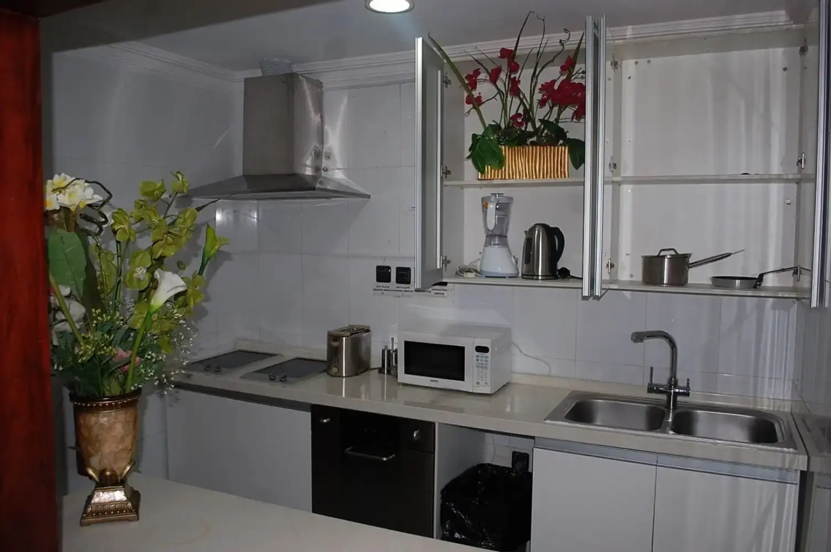 Chelsea Hotel - Central Area