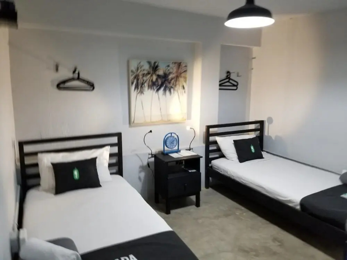 Nomada Urban Beach Hostel - Adults Only