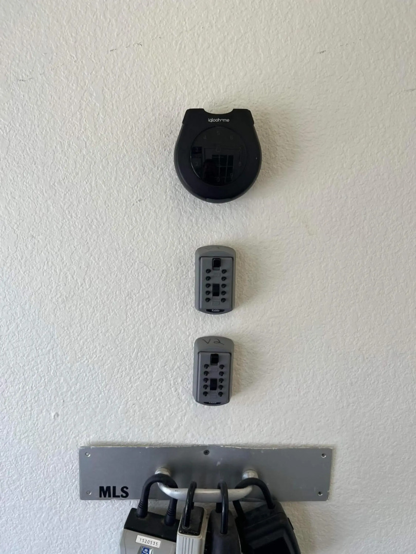 Rustic Girdwood Condo