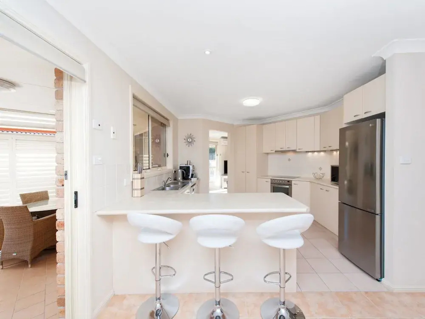 Pawprints, 123 Bagnalls Beach Road