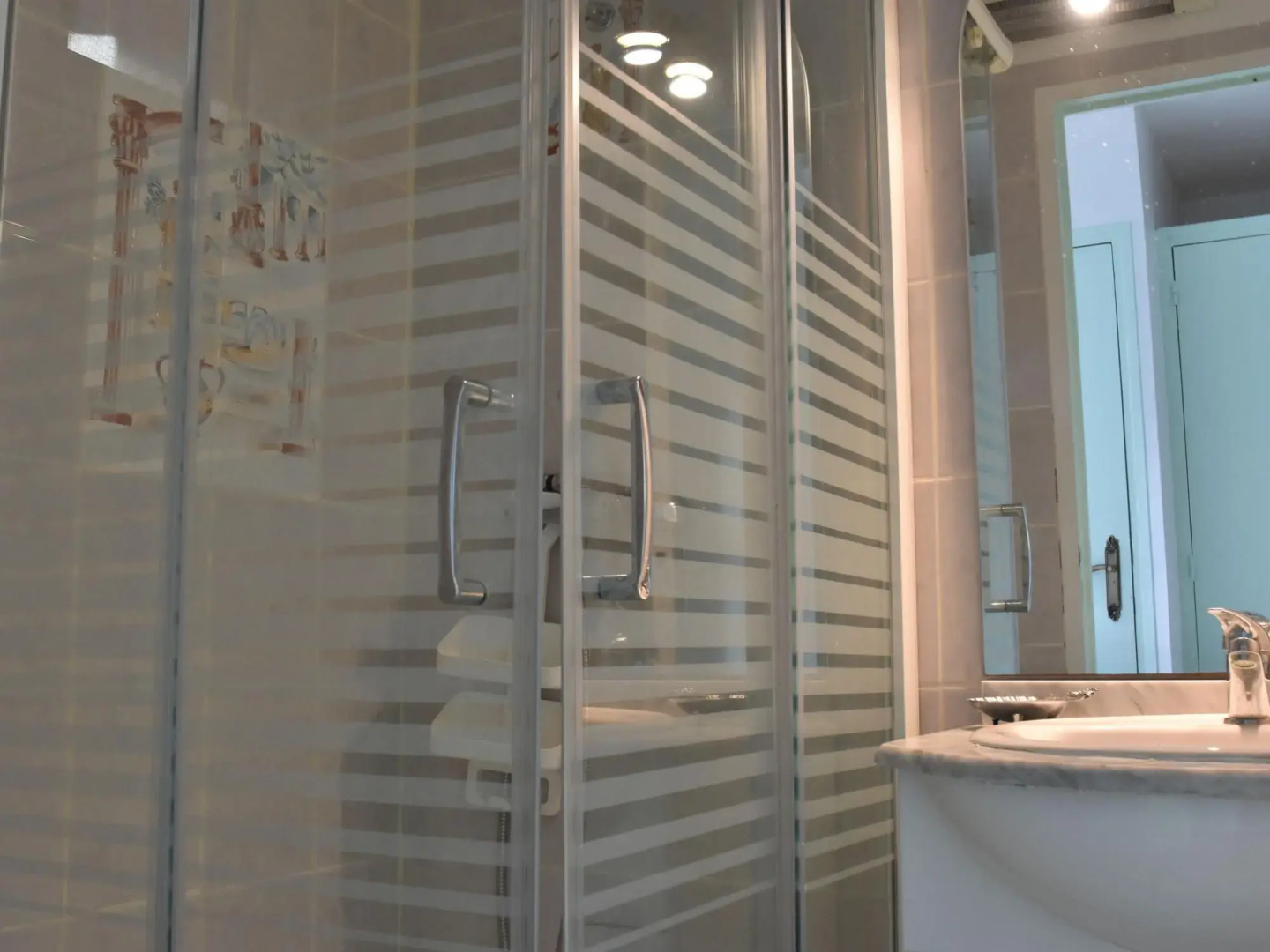 Peaceful Holiday Home in Vignol with Heated Swimming Pool