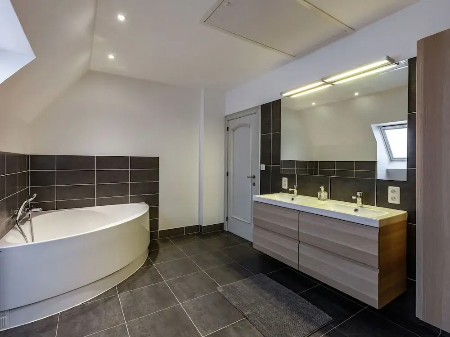 Stylish Holiday House From the 1960s in West Flanders Near the Beach