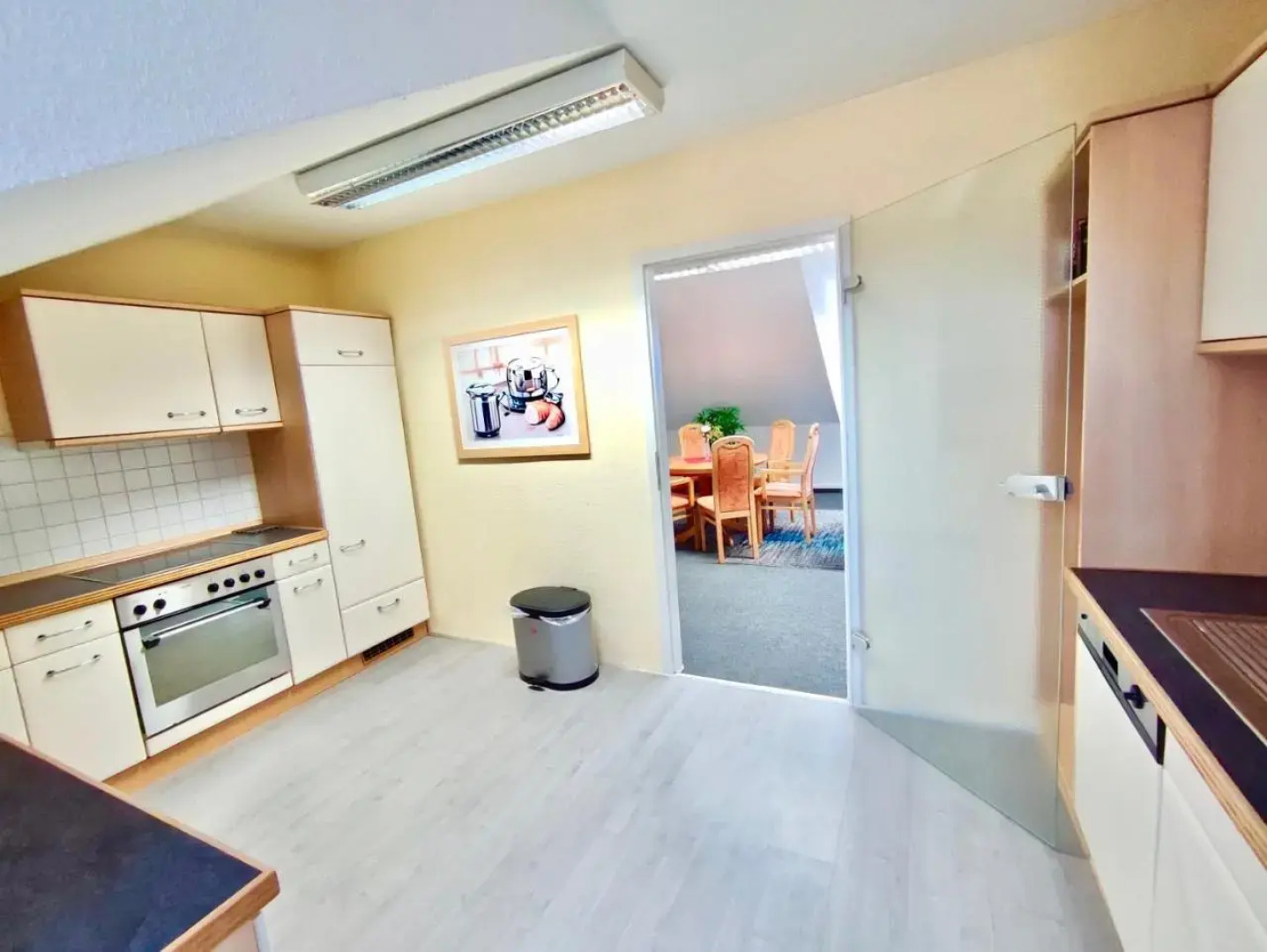 Ganze 3 Zimmer Wohnung 120qm