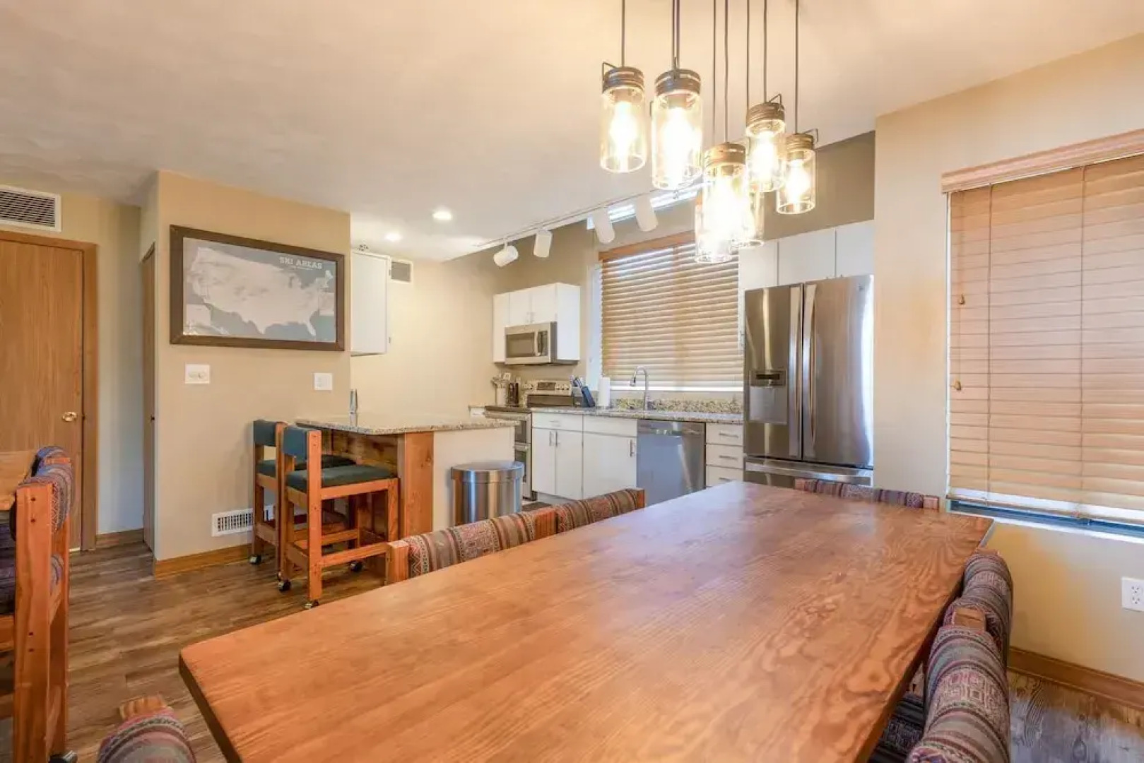 Seven Springs 2BR Loft Premium Condo, sleeps 11! by RedAwning