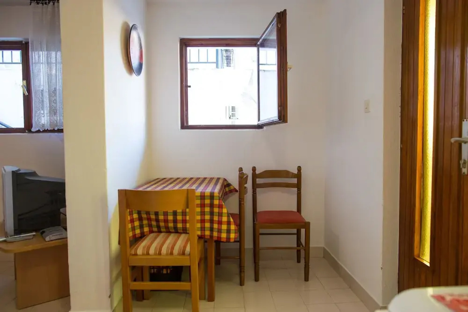 Chic Brookline Suites by Sonder