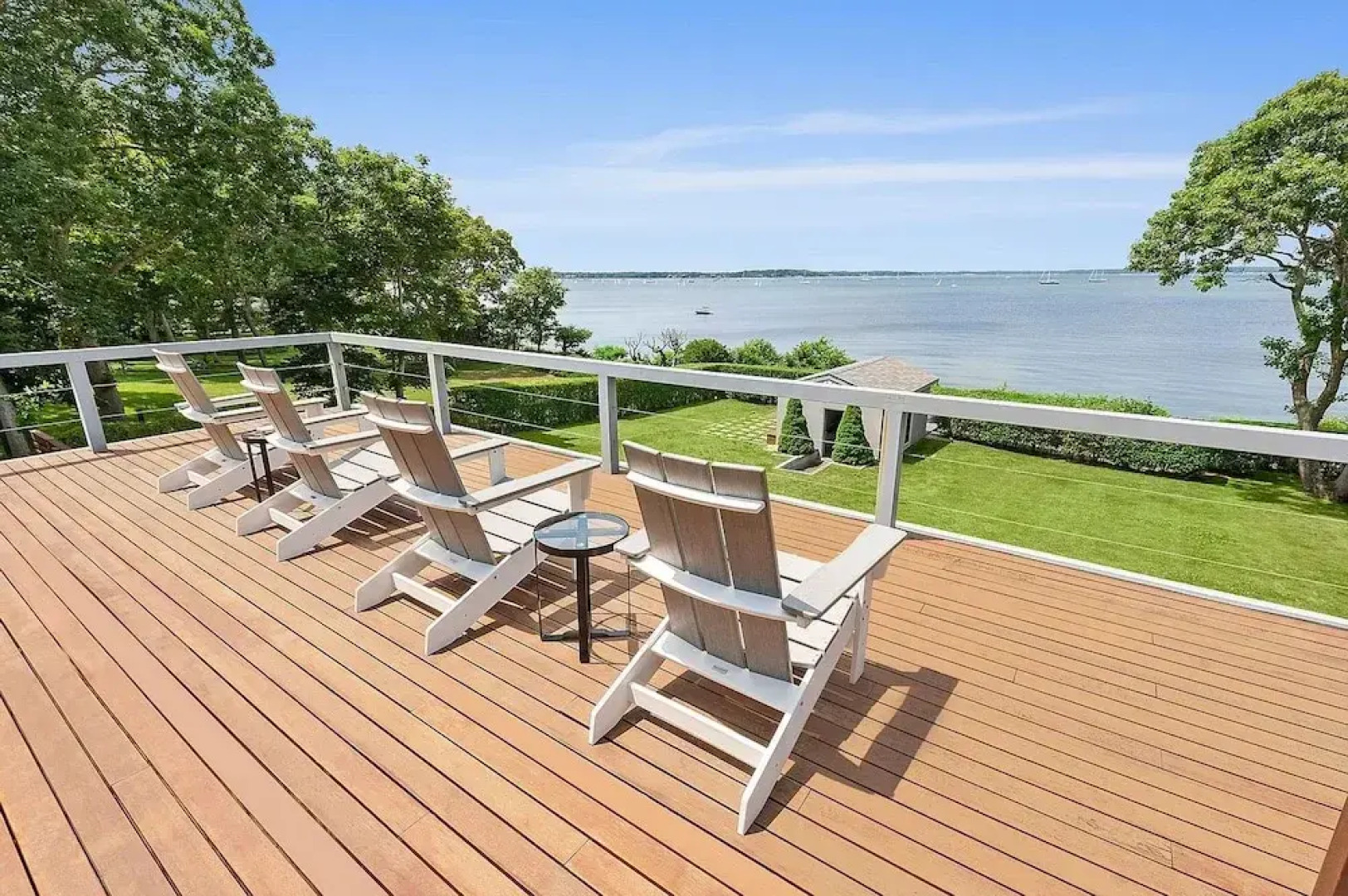 Sunset Villa by Rove Beachfront w Deck Pool