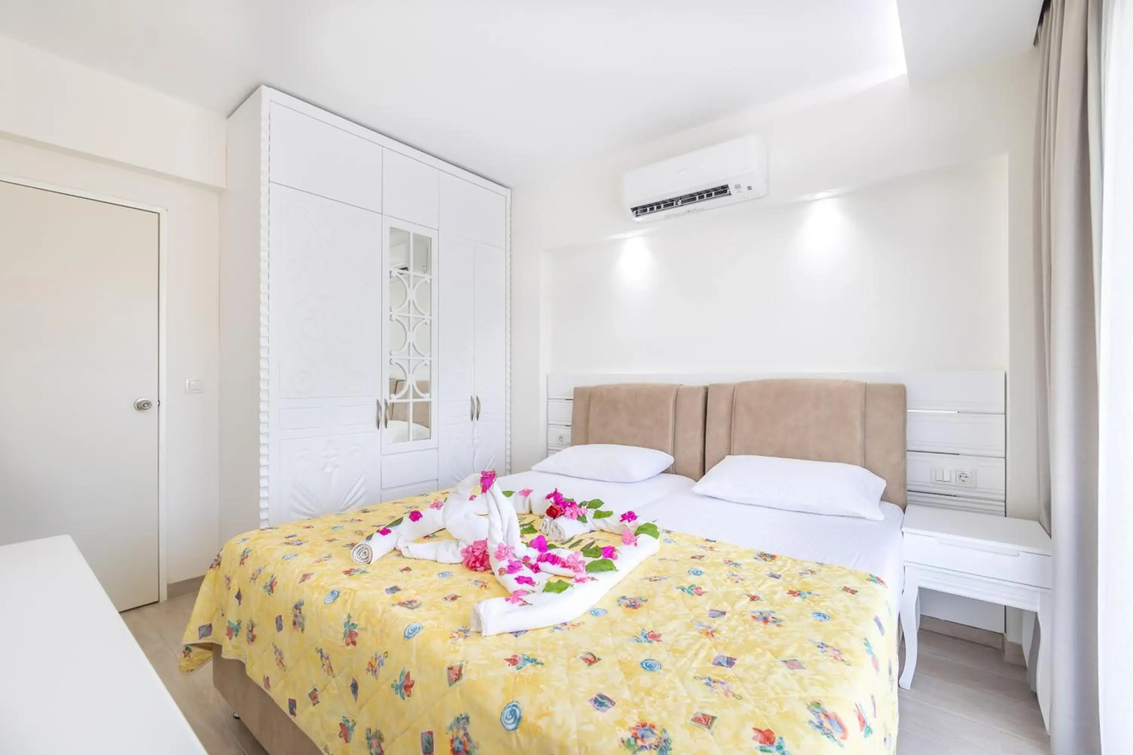 Princess Kinli Suites Hotel