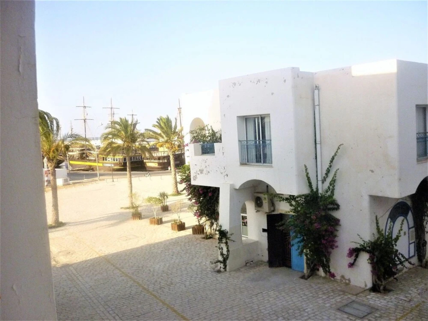 Cosy Apartment With one Room in Houmt Souk ,with Wonderful sea View, F