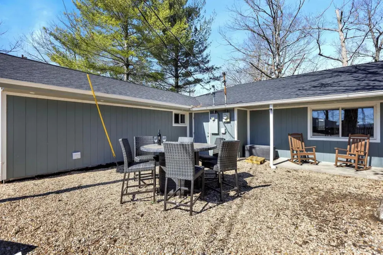 White Oak Landing Spacious 6 BDR w/ Boat Slip!