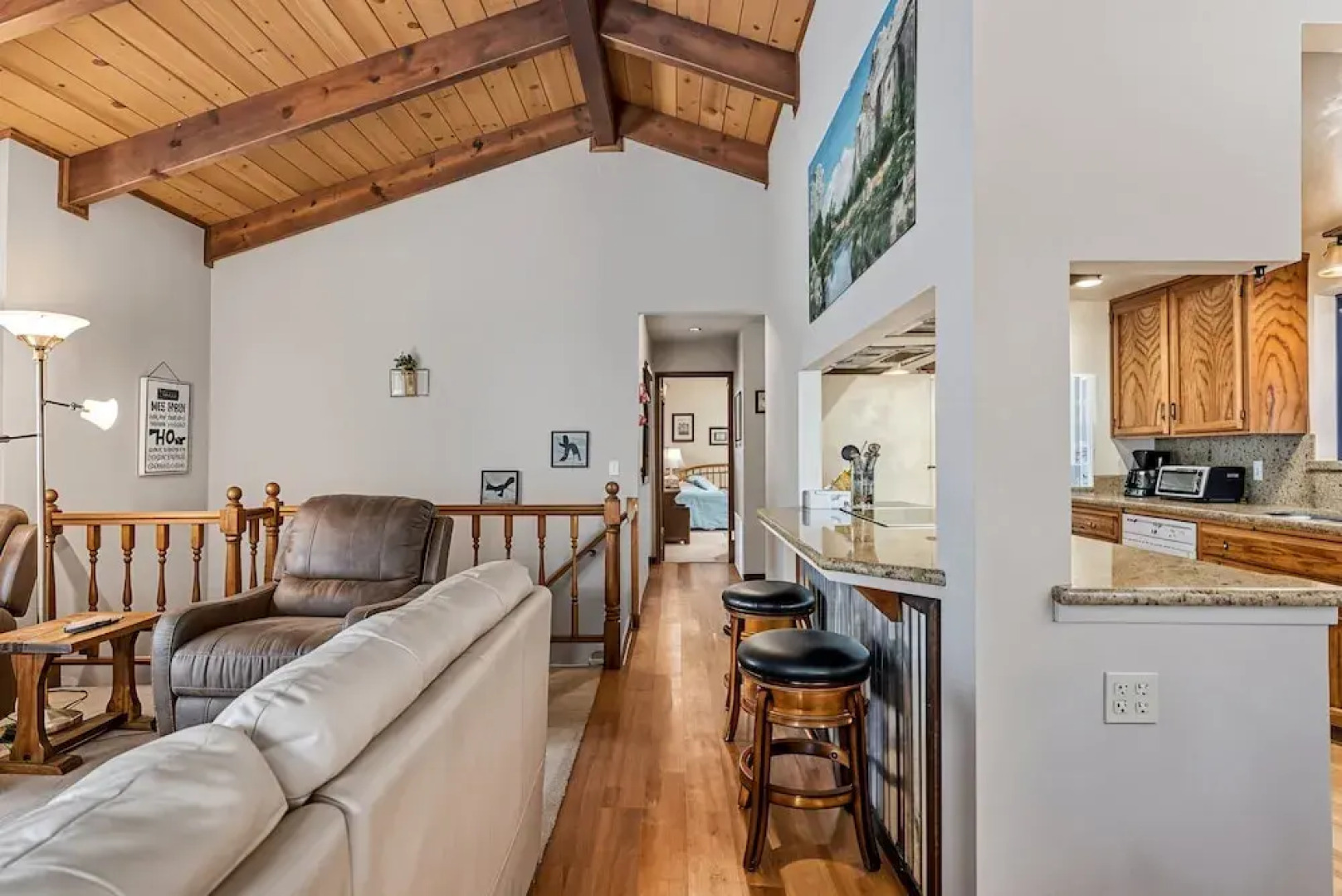 The Big Easy - Lakefront Only 1 mile to Popular Marina Beach! by Yosemite Region Resorts